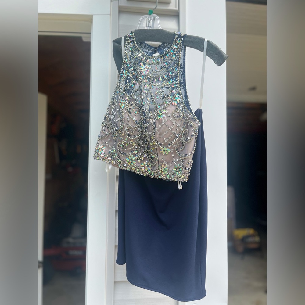 Vera Wang 2 piece formal dress
